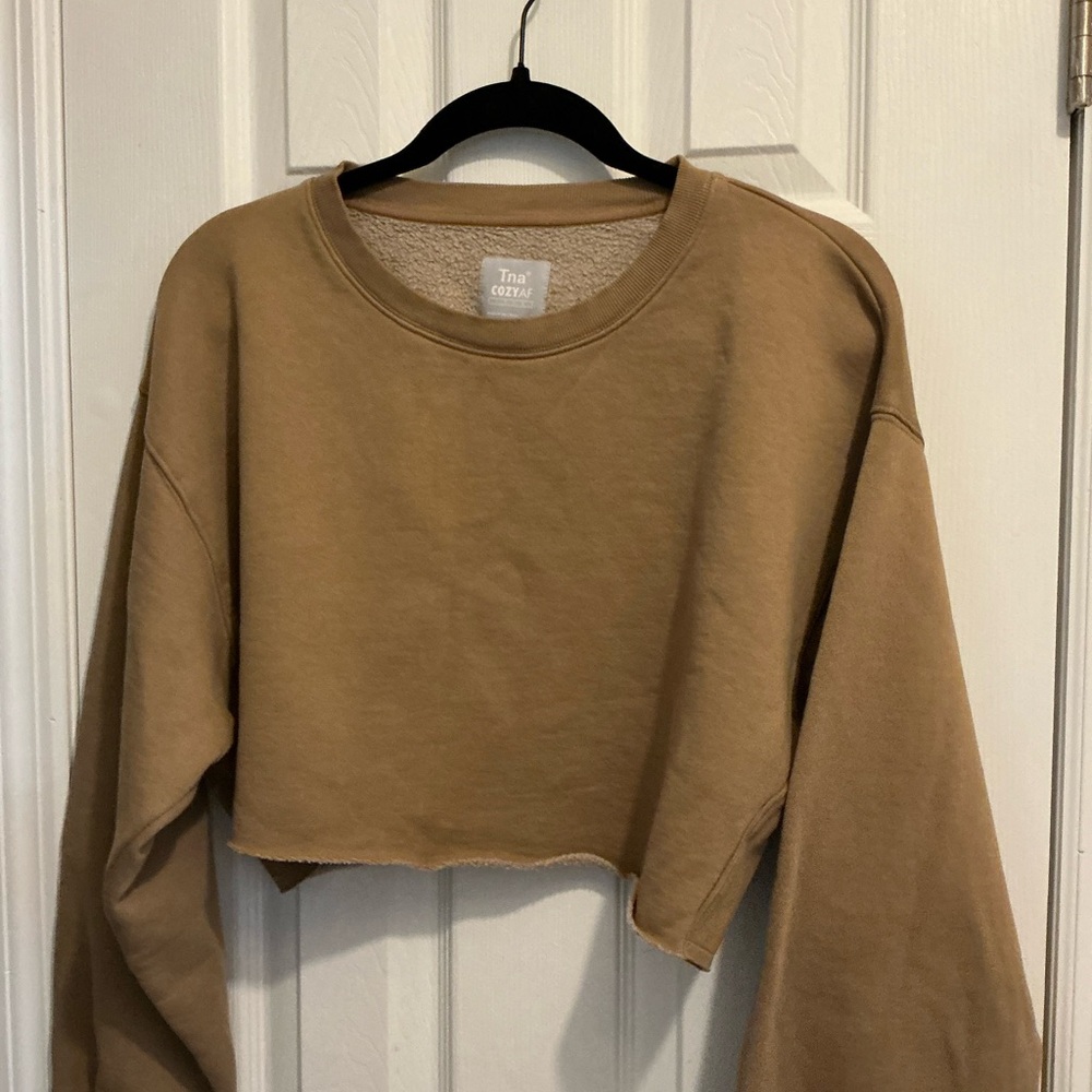 Women's Cropped Top - Picture 12 of 16